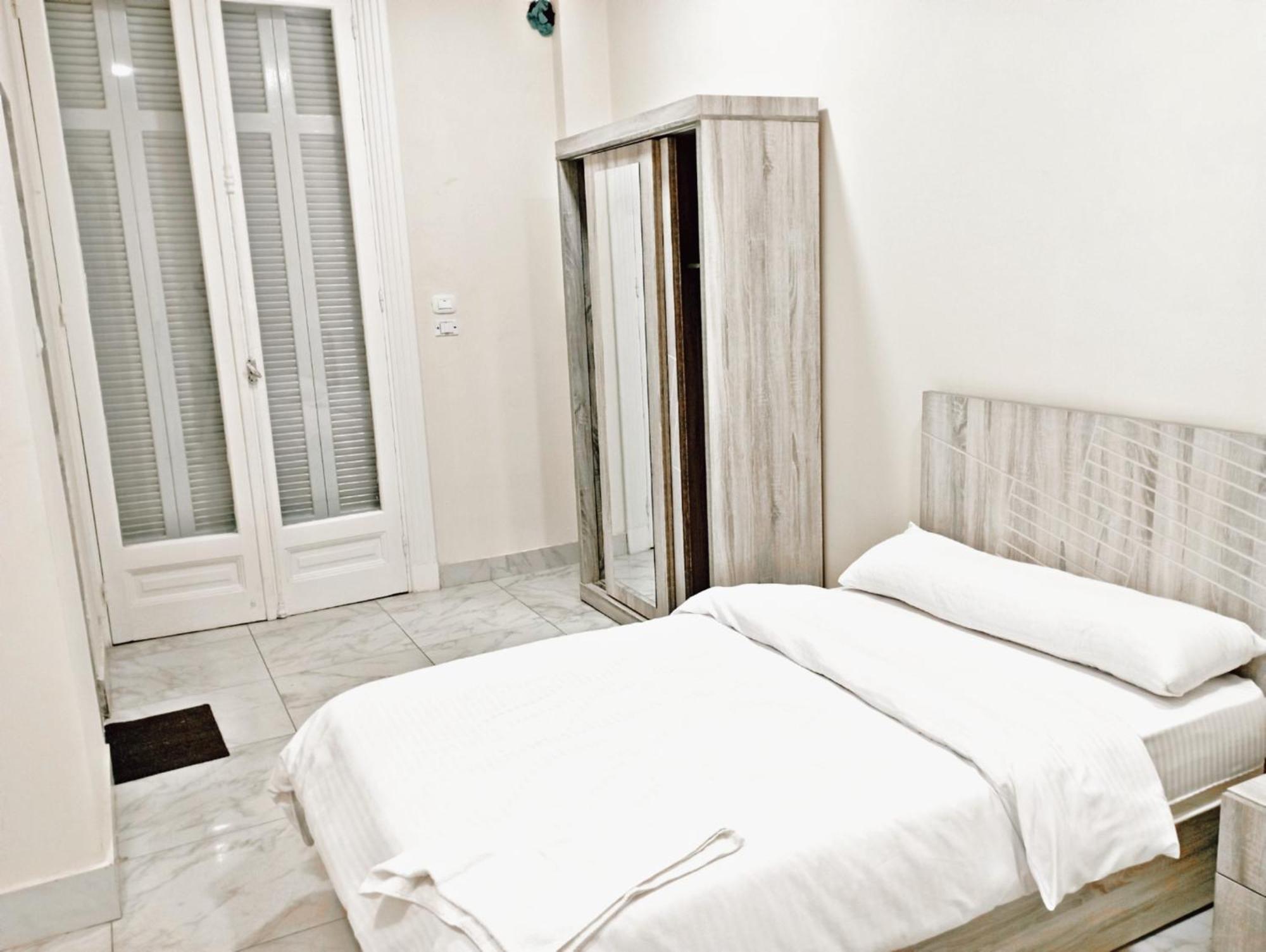 Crown Plaza Hostel
