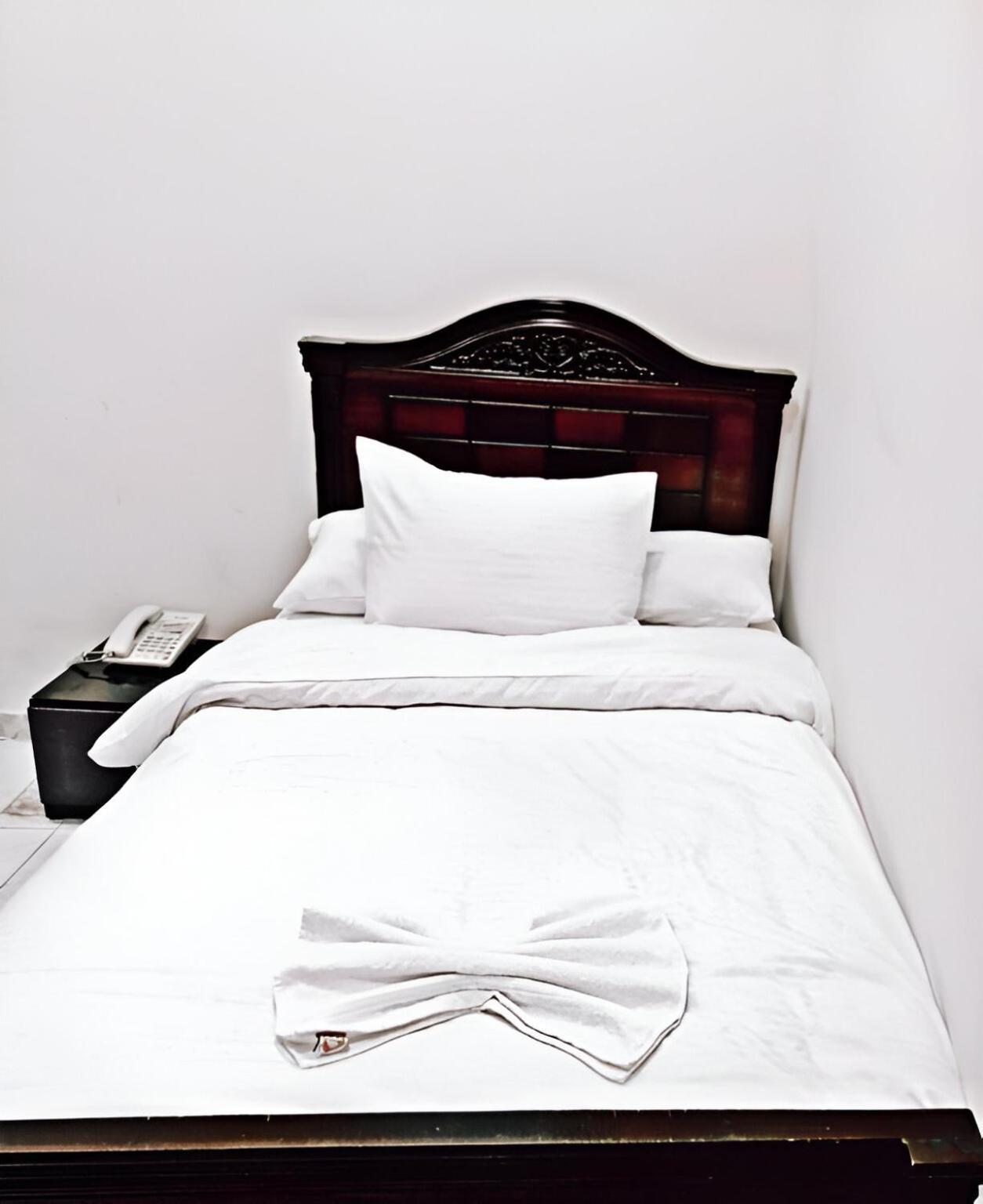 Crown Plaza